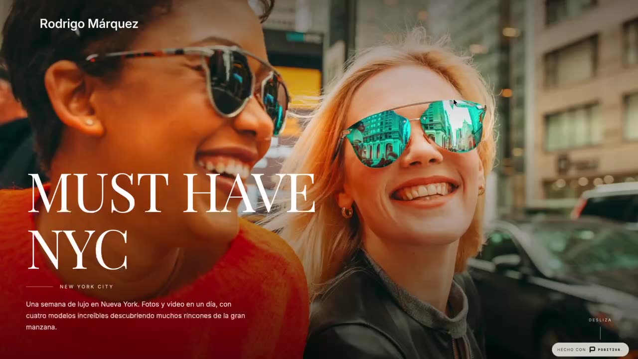 Portada de una galería real con el nombre del estudio arriba y la sesión Must Have NYC